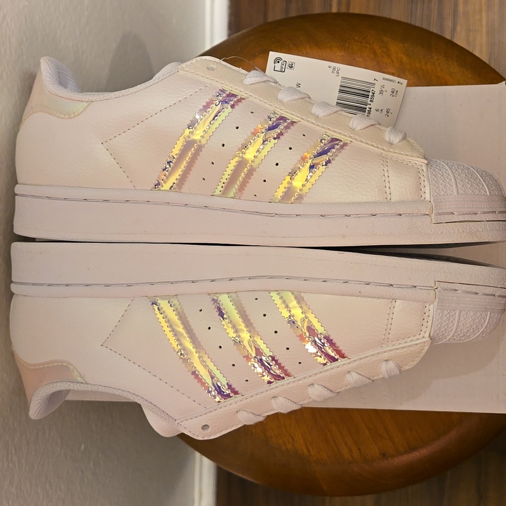 NIB, Adidas Superstar Sneakers, White Iridescent, Womens Size 7.5 - Picture 4 of 11